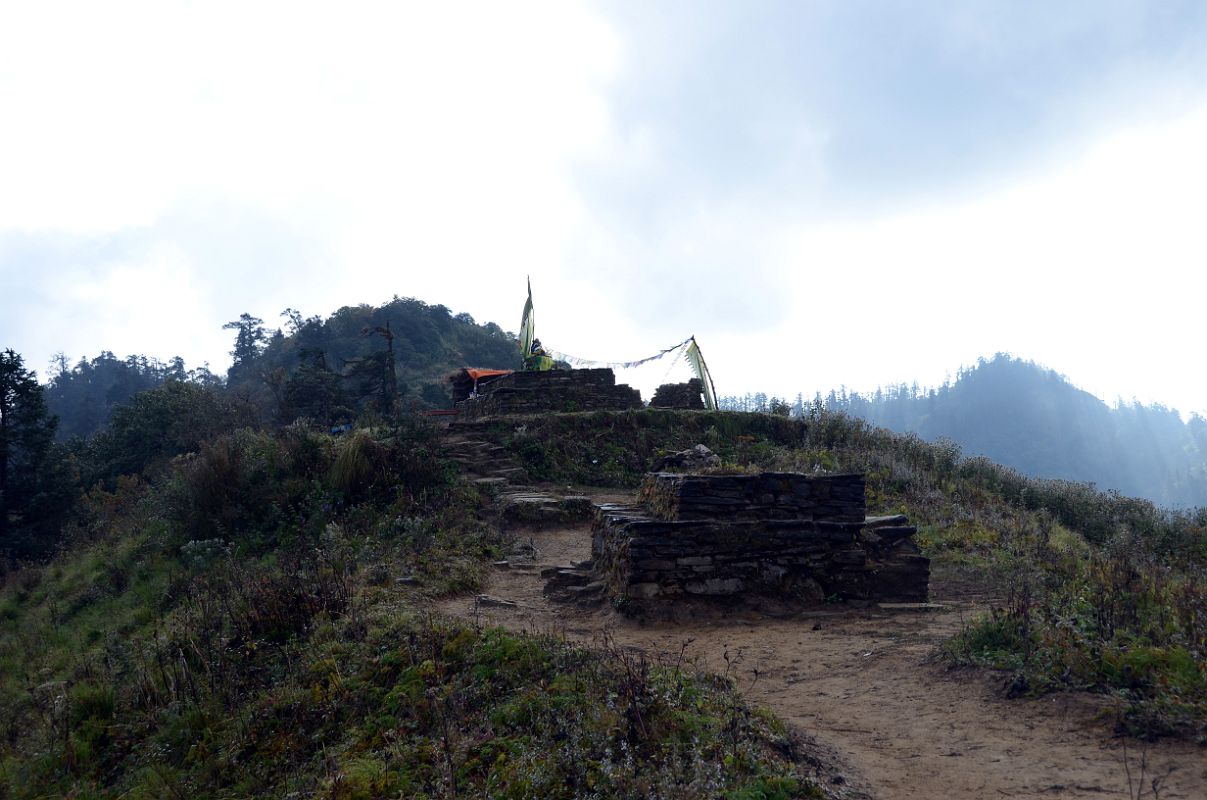 03 Top Of Hill Across From Ghorepani On Trek To Chomrong 